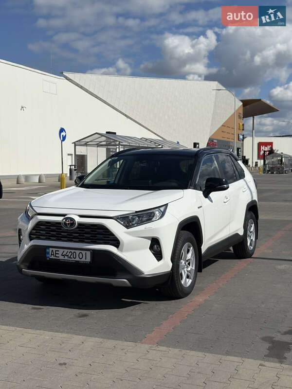 2021 toyota rav-4-hybrid