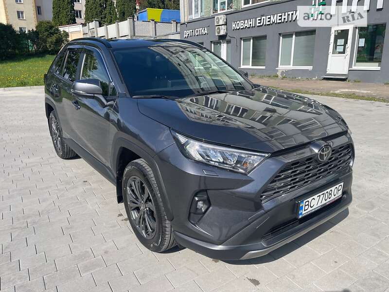 2022 toyota rav4