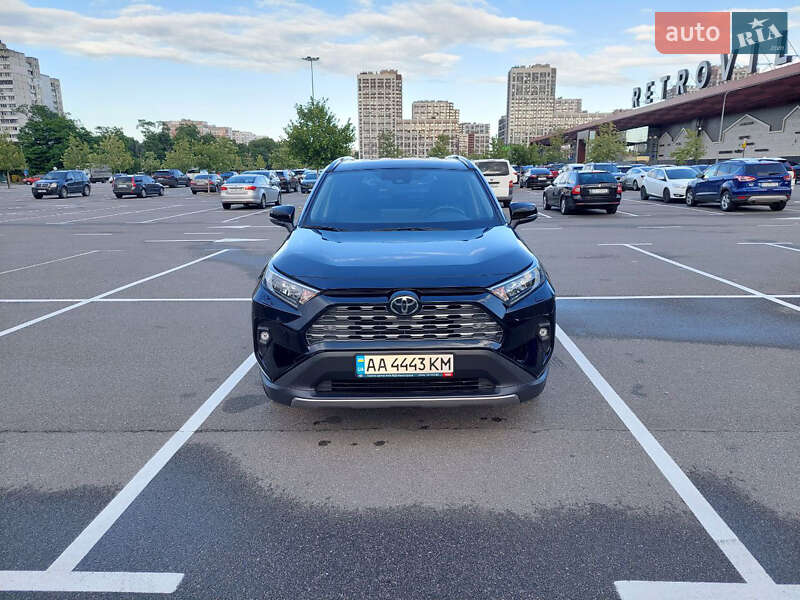 2023 toyota rav4