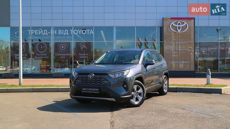2023 toyota rav4