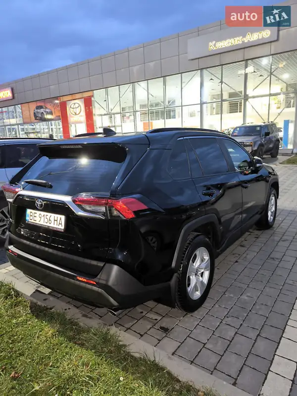 2019 toyota rav4