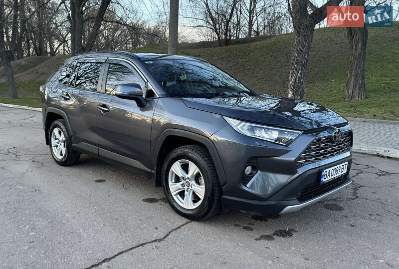 2020 toyota rav4