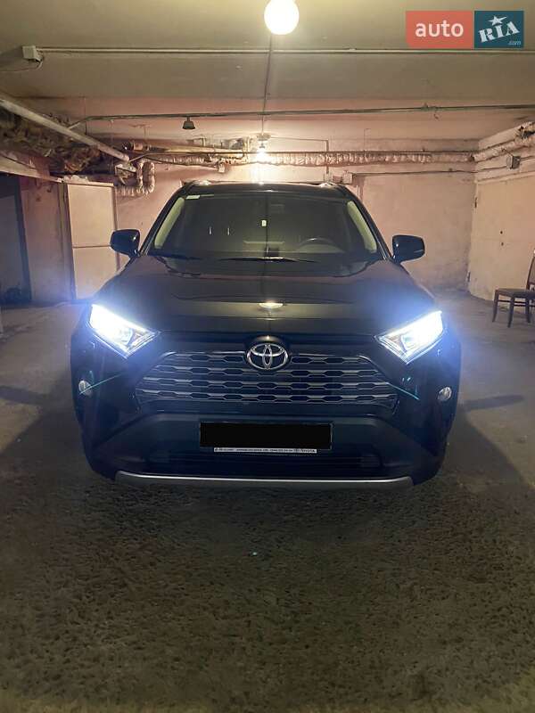 2019 toyota rav4