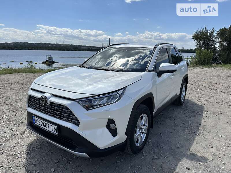 2020 toyota rav4