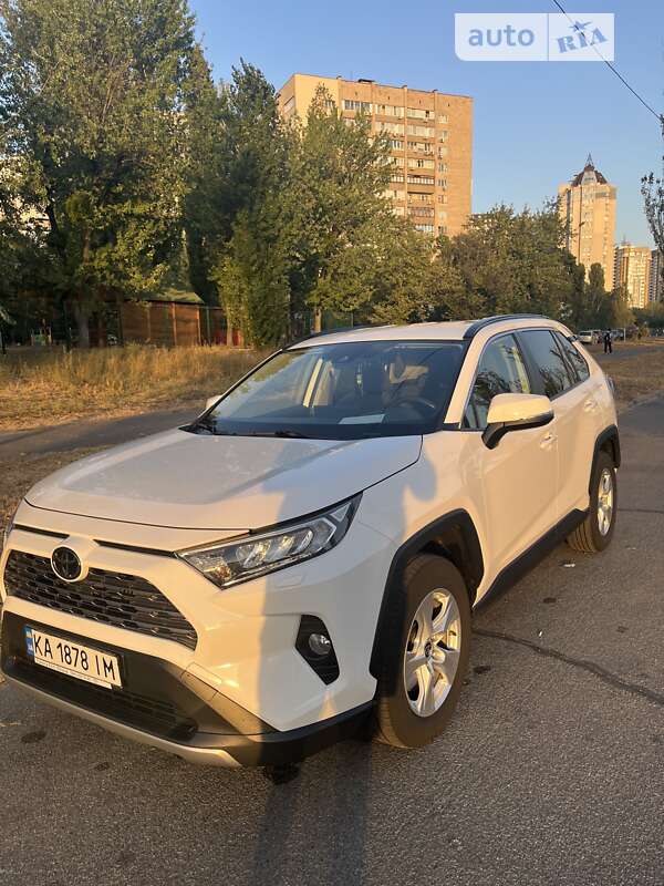2020 toyota rav4