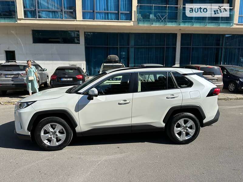2021 toyota rav4