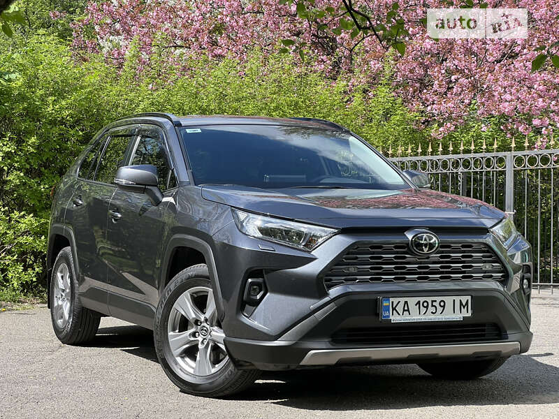 2022 toyota rav4