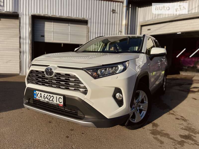 2019 toyota rav4