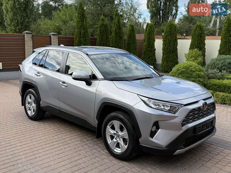 2021 toyota rav4