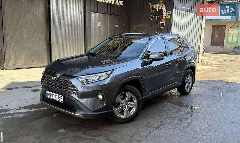 2023 toyota rav4
