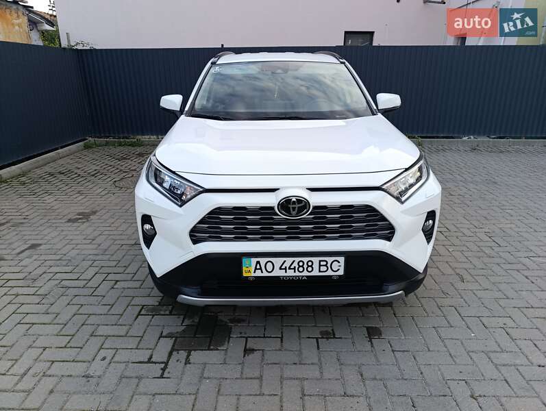 2020 toyota rav4