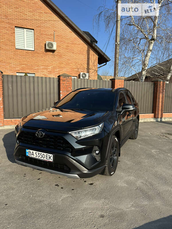 2020 toyota rav4