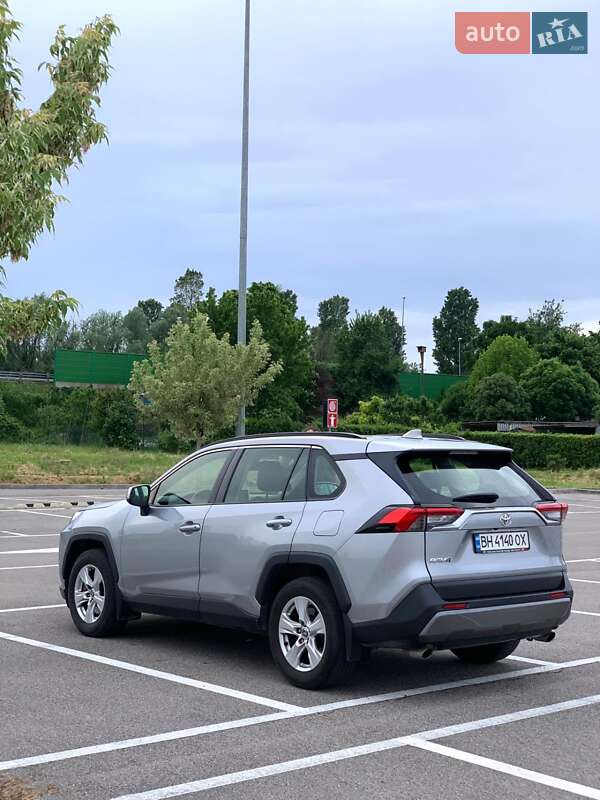 2021 toyota rav4