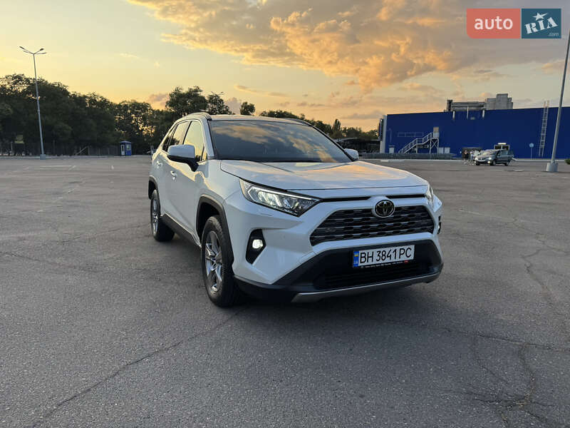 2022 toyota rav4