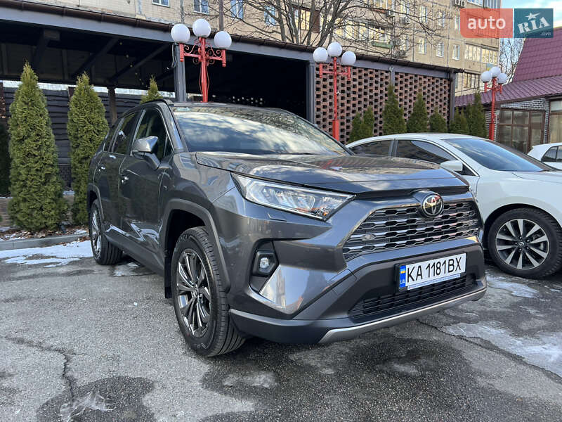 2023 toyota rav4