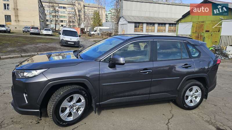 2019 toyota rav4