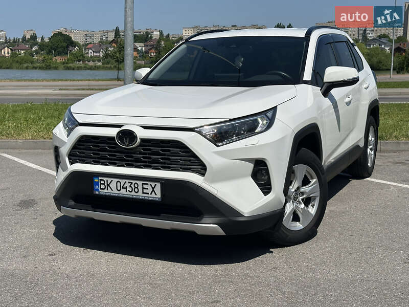 2020 toyota rav4