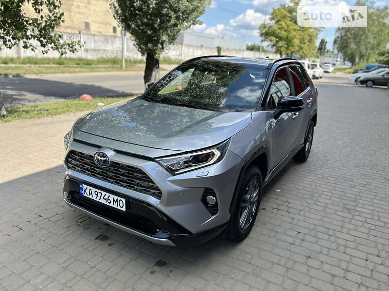 2020 toyota rav4
