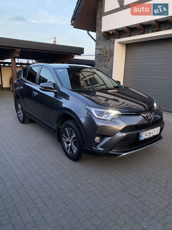 2017 toyota rav4