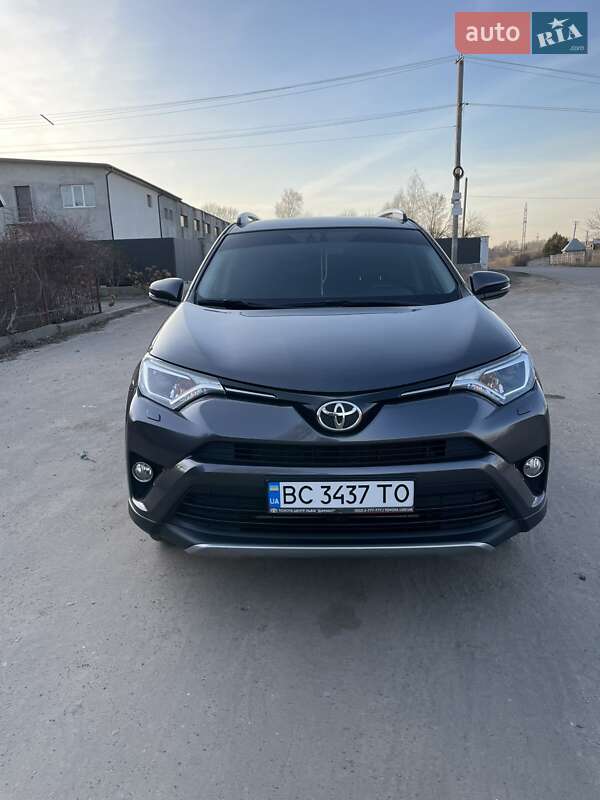 2017 toyota rav4