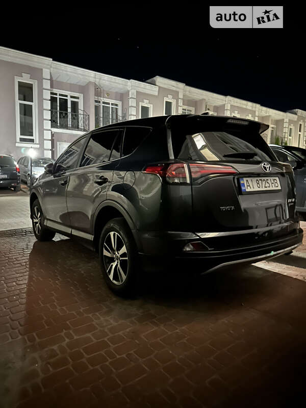 2017 toyota rav4