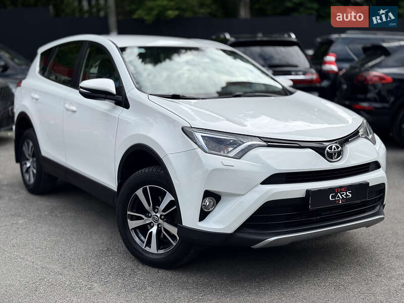 2017 toyota rav4