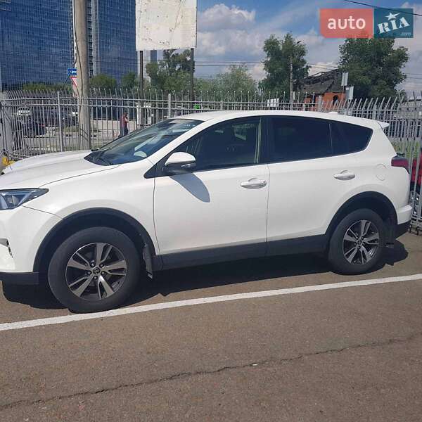 2016 toyota rav4
