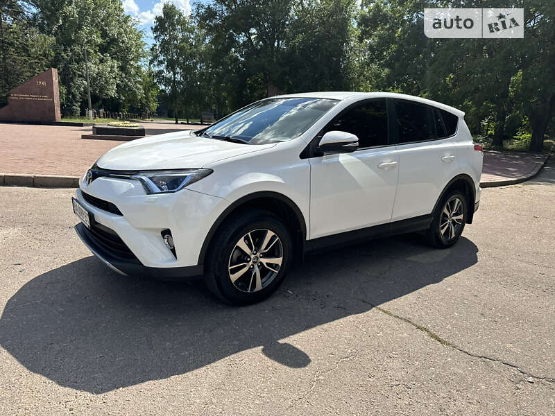 2017 toyota rav4