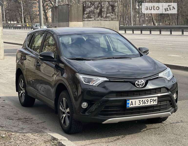 2016 toyota rav4