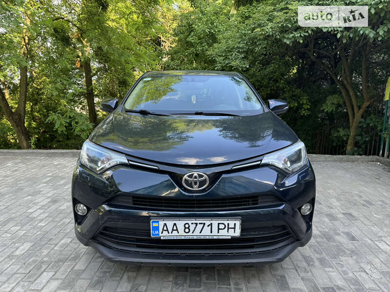 2017 toyota rav4