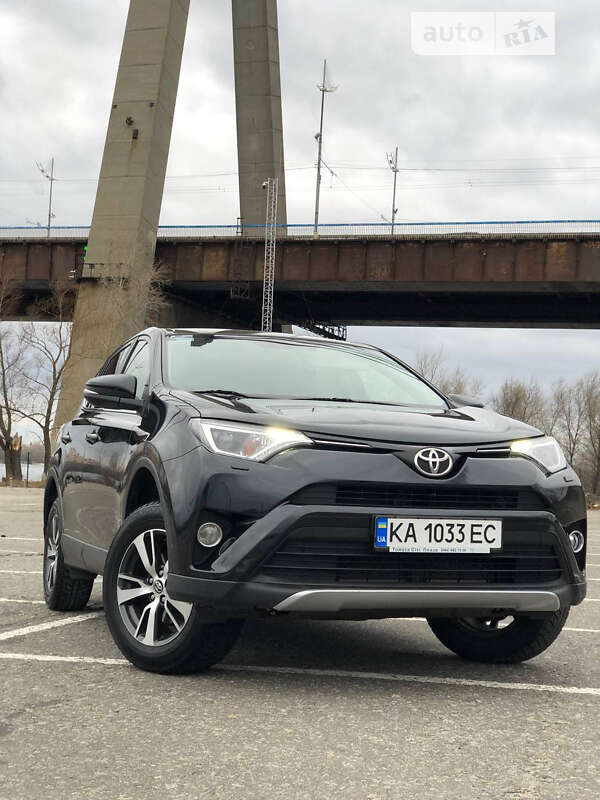 2017 toyota rav4