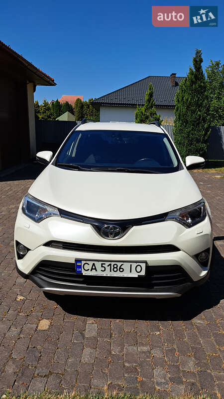 2016 toyota rav4