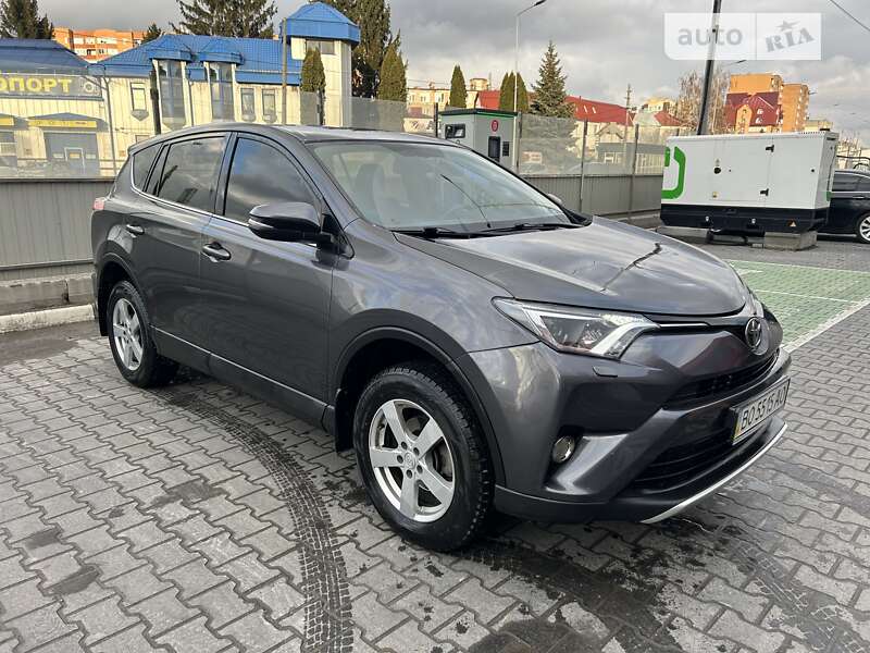 2016 toyota rav4