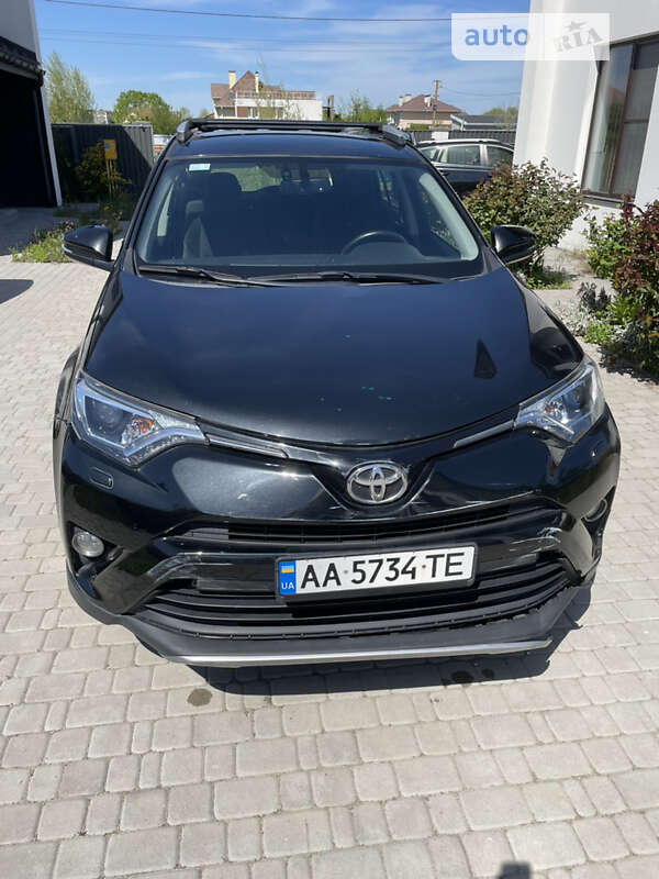 2017 toyota rav4