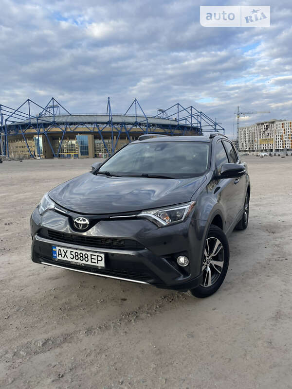 2016 toyota rav4