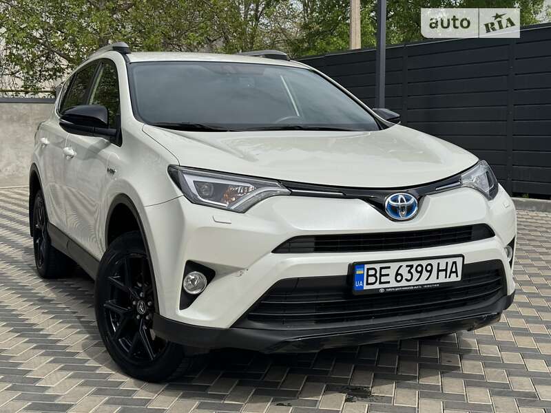 2018 toyota rav-4 hybrid