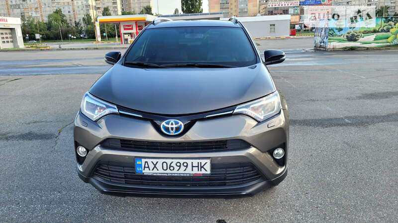 2018 toyota rav-4 hybrid