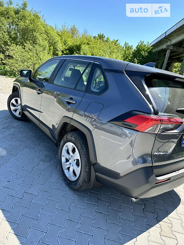 2023 toyota rav4