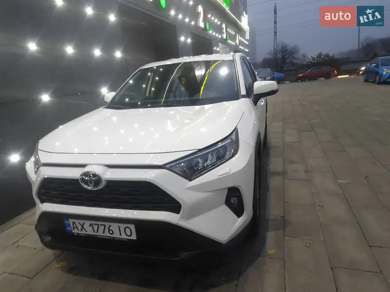 2022 toyota rav4