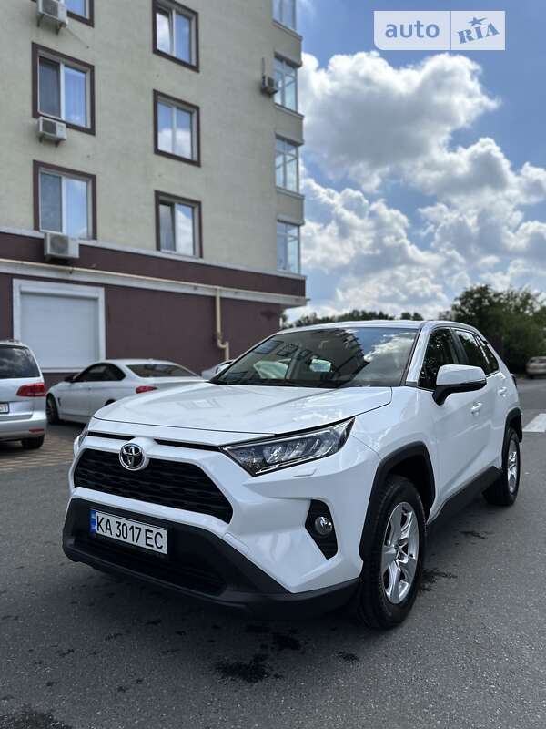 2021 toyota rav4