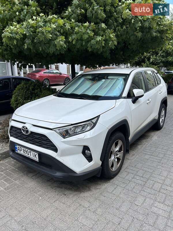 2021 toyota rav4