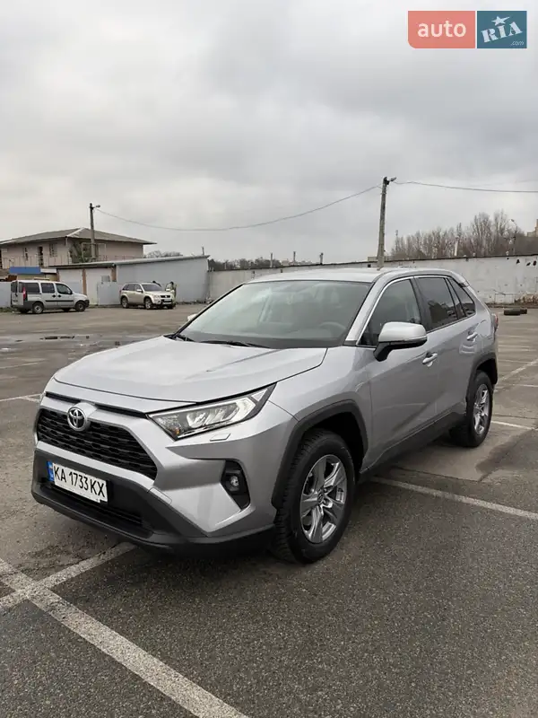 2023 toyota rav4