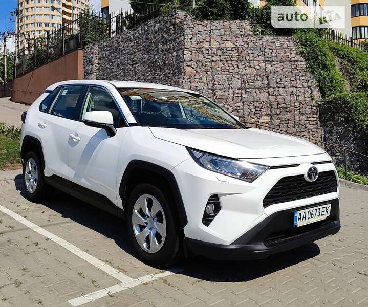 2019 toyota rav4