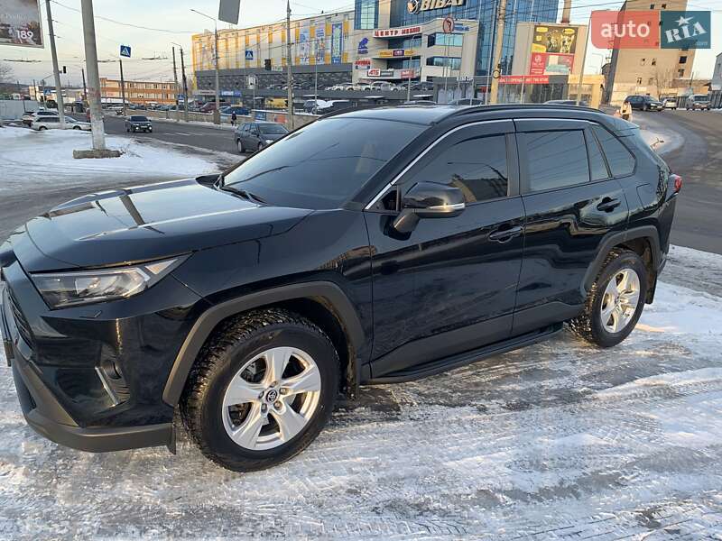 2021 toyota rav4