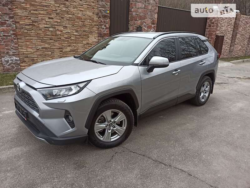 2019 toyota rav4