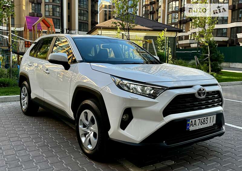2019 toyota rav4