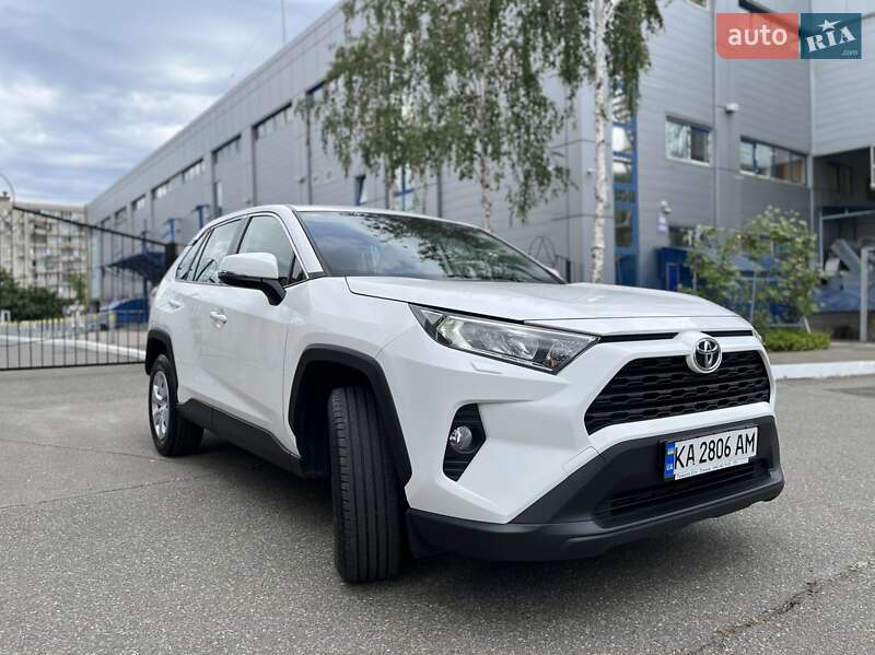 2020 toyota rav4