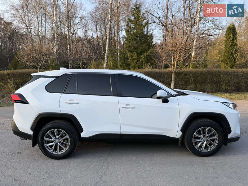 2020 toyota rav4