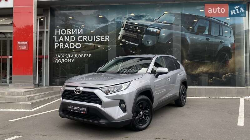 2021 toyota rav4