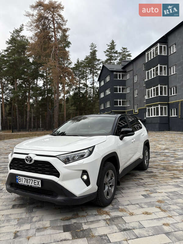 2023 toyota rav4